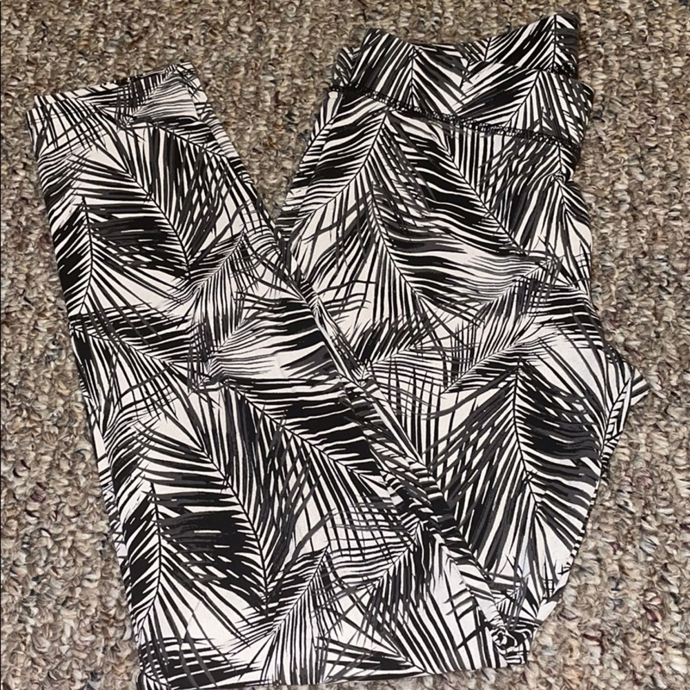 Women’s Pink Victoria Secret Athletic Leggings